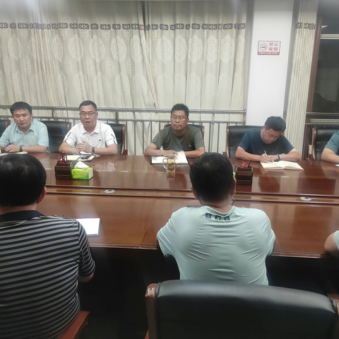 巡堤查险全覆盖 防汛一线党旗飘 ——浚州街道力保大堤安澜