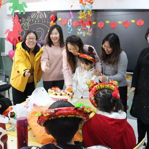 【雷锋小学·德育活动】 童趣满校园 同心迎马年 ——雷锋小学2026元旦联欢会圆满落幕