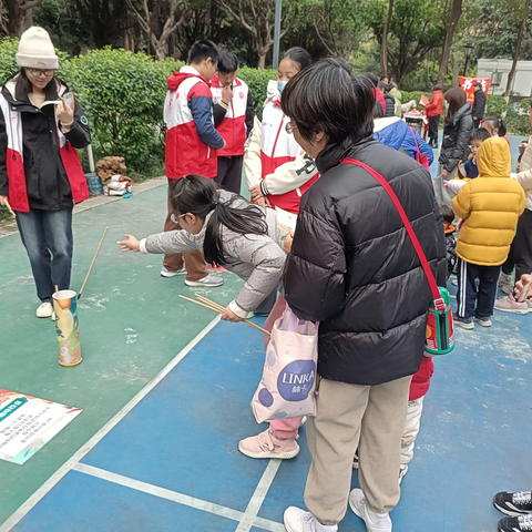 西海岸社区党委开展“喜迎新春 幸福满怀”游园活动