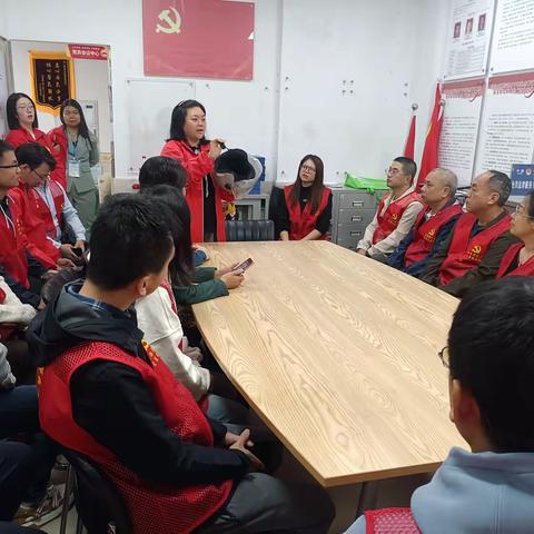 西海岸社区党委开展“党建引领促平安，齐心筑牢安全网”交通消防安全宣传活动