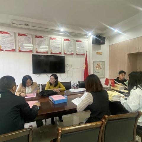 【义洲街道浦西社区】四下基层│区指导组调研指导社区主题教育开展情况