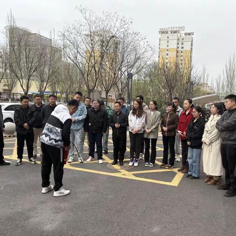 市国资委组织机关干部职工开展消防灭火器使用专题培训