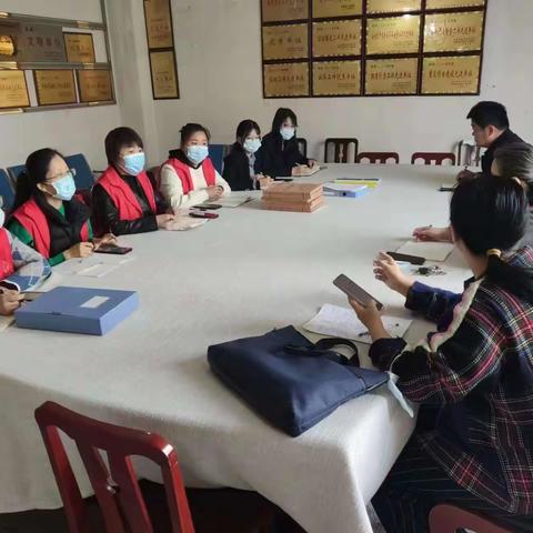 龙安区民政局召开社工站推进会暨工作汇报会