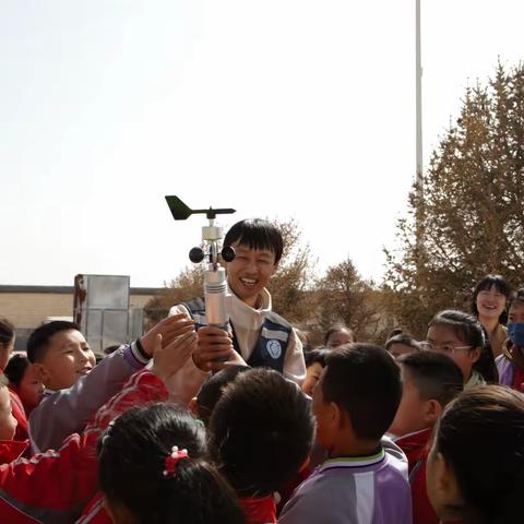 【3·23世界气象日】小学生走进观测场 探寻气象奥秘