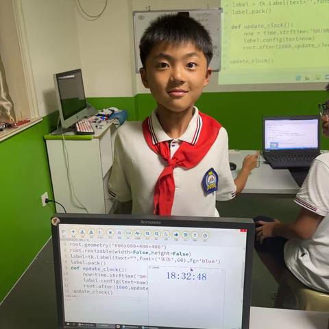 凤凰机器人 python 王昭懿