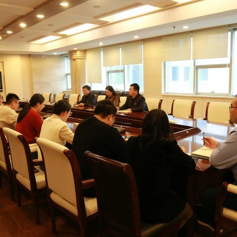 讲出风采 练出实力——区财政局组织召开“青年财俊”座谈交流会