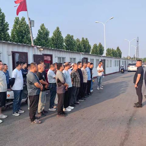 庆西机械化公司召开环卫作业车辆驾驶员安全生产工作会