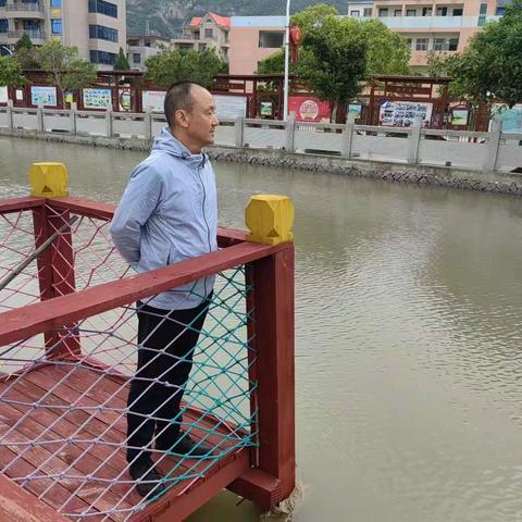 浦口镇第十次“河长日”巡河活动