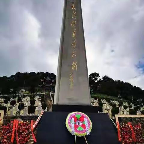 麻栗坡睡熟的战友——八一的怀念！