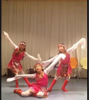 《我要去西藏》歌词与小美女舞蹈