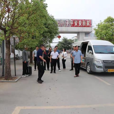 “足”够精彩 “书”写未来 ——沭阳县悦来中心小学校园特色文化建设现场观摩剪影