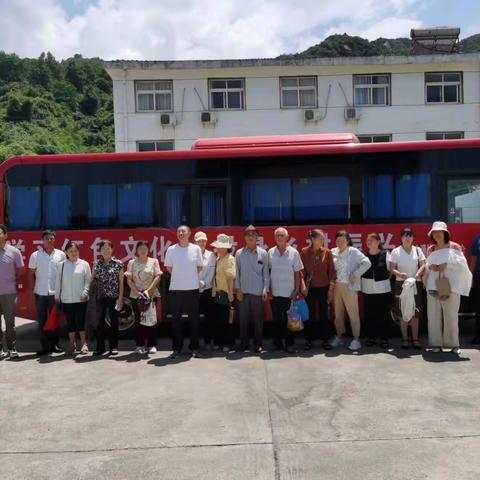 学习红色文化    展示企业风采