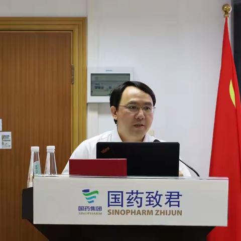 生产设备党支部党员大会暨接收预备党员
