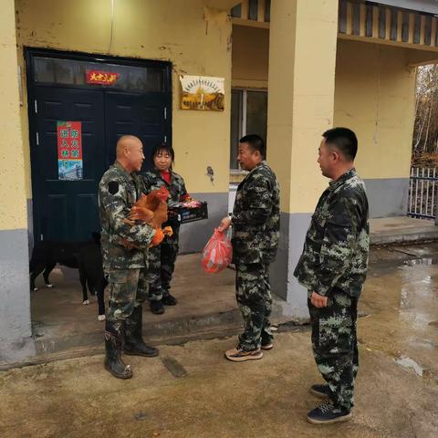 韩家园林业局兴隆林场开展中秋、国庆节前走访慰问活动