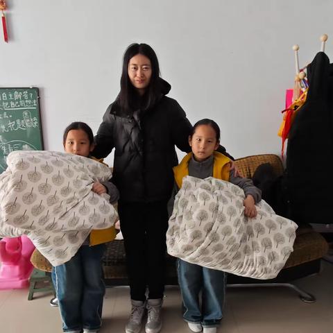 春节慰问送温暖 妇联与您心连心