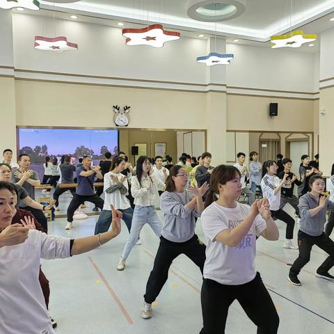 “健身强体魄 快乐八段锦” ——明溪县教育系统广泛开展八段锦工间操健身活动