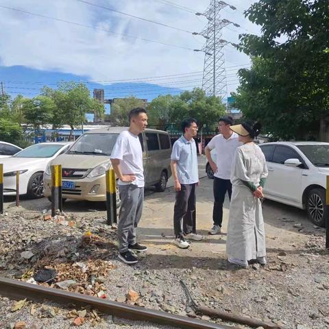 南昌市护路办调研东湖区、南昌县非法道口整治工作