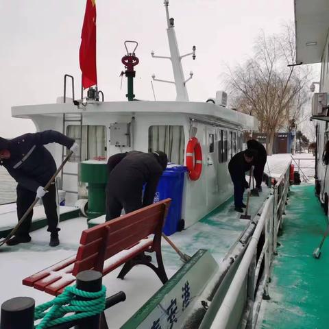 战风雪 保畅通，洙水河航道青年文明号在行动