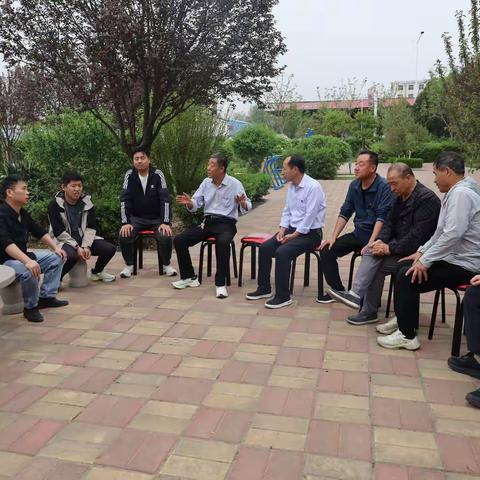 借阅读大会之力 润泽职工与社区居民心灵 ———运城公路分局稷山段积极开展全民阅读系列活动