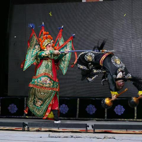 家门口的京剧盛宴——省京剧艺术研究院惠民演出走进西寺庄乡集乐村