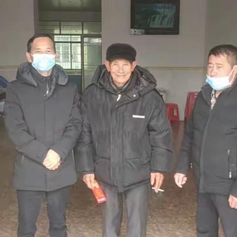 【杨桥殿镇下易村委会】党建+“情系暖人心”走访慰问困难党员