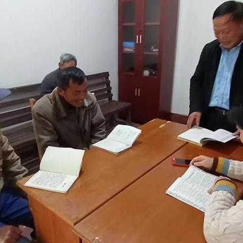 下易村新时代文明实践站开展农家书屋阅读活动
