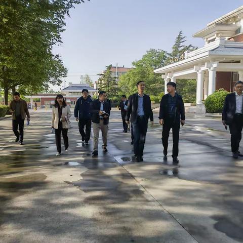 躬身践行“三个一”——新乡市教育局局长曹祖臣深入新乡县开展调研活动