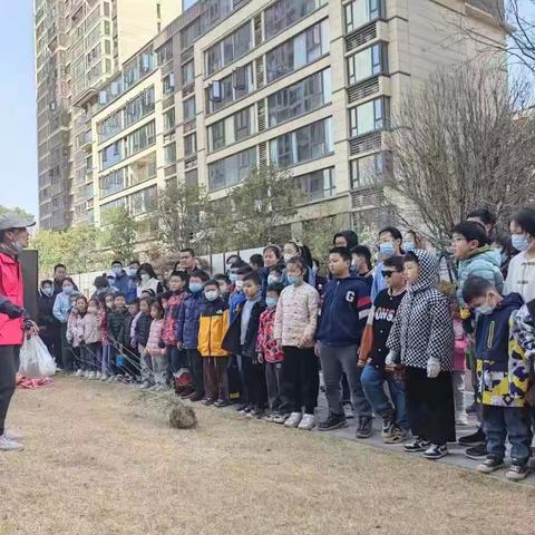 【东城区天宝路街道办事处府西社区】 社区开展植树节活动，为美丽家园添新绿