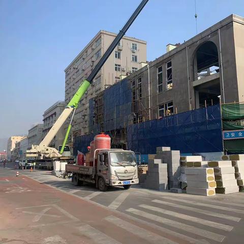 洁净市南 火车站中队在行动