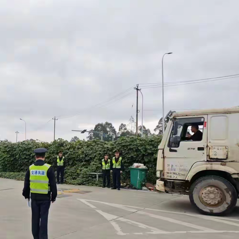 高新区综合执法局持续强化建筑工地扬尘污染治理