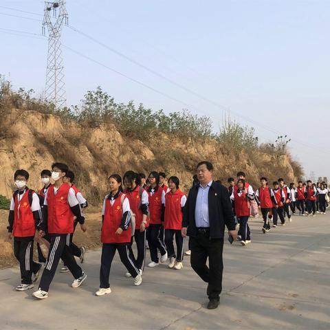 继承先烈遗志 争做时代先锋 ——巩义市第二高级中学清明节系列主题活动