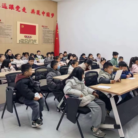 书香润社区，童声话阅读 ——凤凰城社区“共享悦读会”实践活动