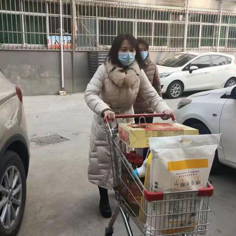 【育华社区党总支部】慰问困难儿童 送上暖心关怀