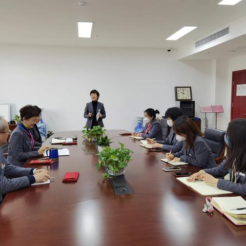 市学会服务中心召开2022年度工作总结会