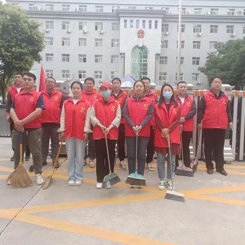 灵宝市人民法院开展“志愿先行 共建文明”志愿服务活动