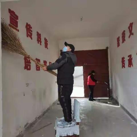 电力社区开展卫生清扫工作