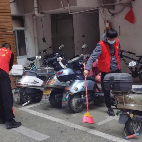 五仙社区开展周末环境卫生整治爱国卫生专项活动