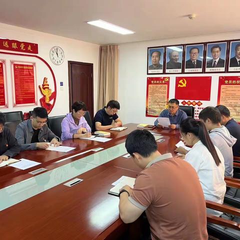市财政局组织开展“宣讲英模事迹，党员谈感悟”主题党日活动