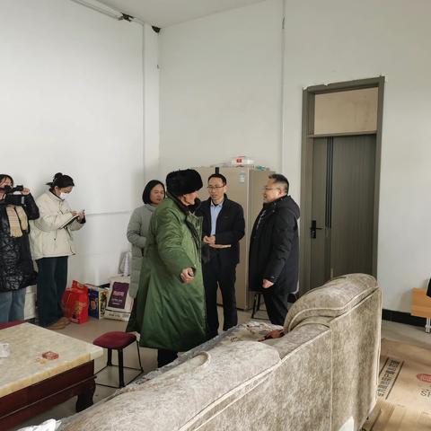 新春走访传真情  浓浓关怀暖人心