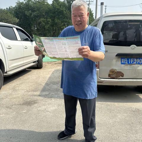 海淀区温泉镇颐阳一区社区开展“六五”环境日法治宣传活动