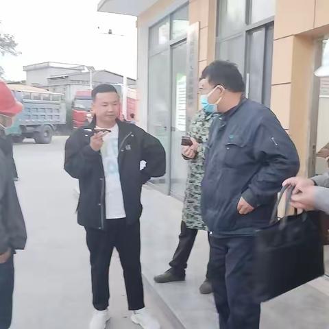 拾金不昧暖人心 收粮服务显温情