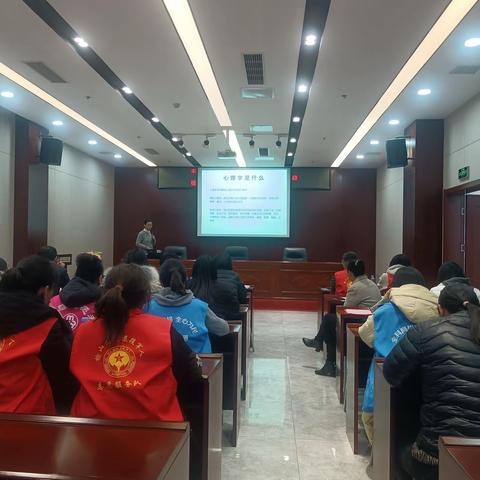 榆山街道文汇社区：“花”漾生活，从“心”开始——纪念“三八”妇女节主题活动