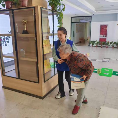 [华泰村]网格服务暖人心 助力体检心贴心