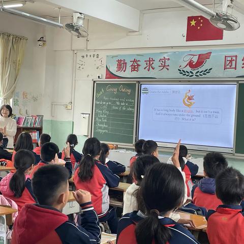 春风化雨润无声，教学视导促成 ——记区教师发展中心教研组莅临天河小学开展教学视导工作