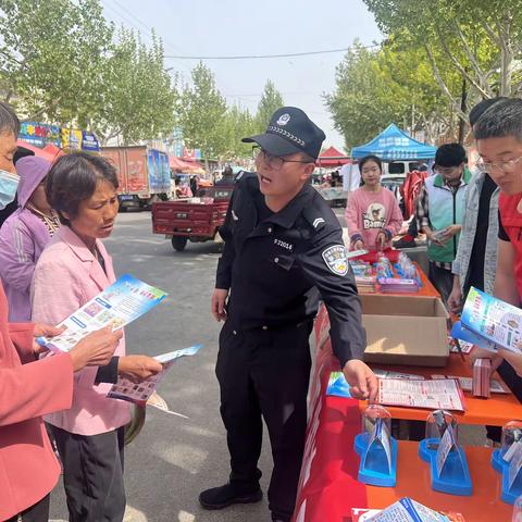 永济：禁毒宣传来赶集 共筑禁毒防火墙