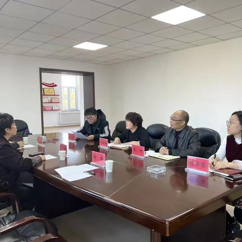 兴安盟分行赴兴安盟委老干部局走访调研  建立资源共享机制