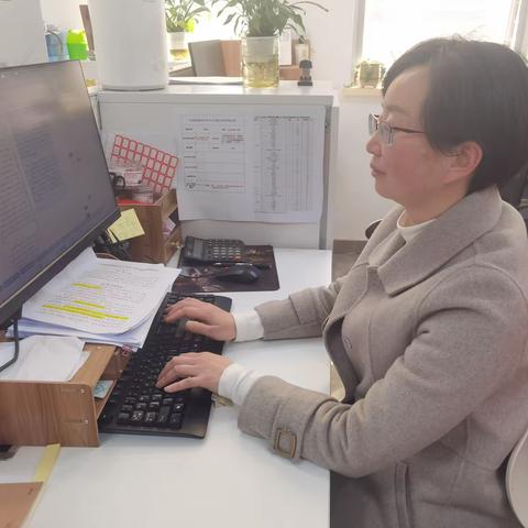 深耕多岗铸匠心 初心如磐践使命                                        ---记中国联通市级好员工彭秀英