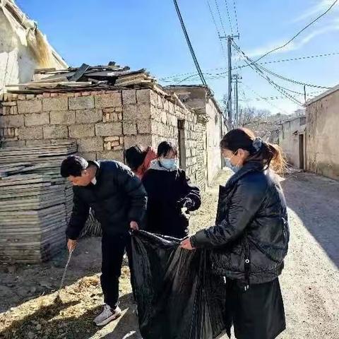 整治环境卫生   助力乡村振兴