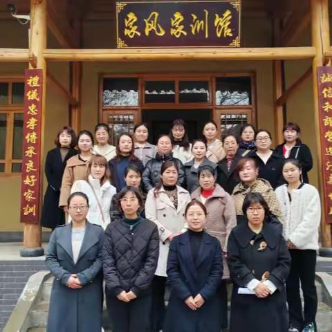 巾帼追梦新时代 情暖人间三月天 ——榆盘镇开展庆祝第113个“三八”国际劳动妇女节系列活动