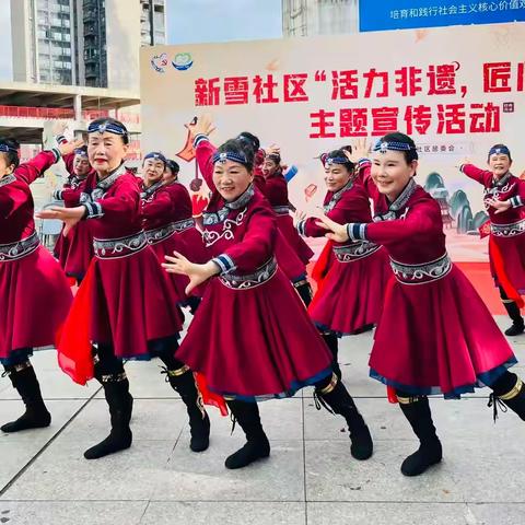新雪社区老年协会文艺汇演圆满落幕 银龄风采映鹏城，惠老政策暖人心